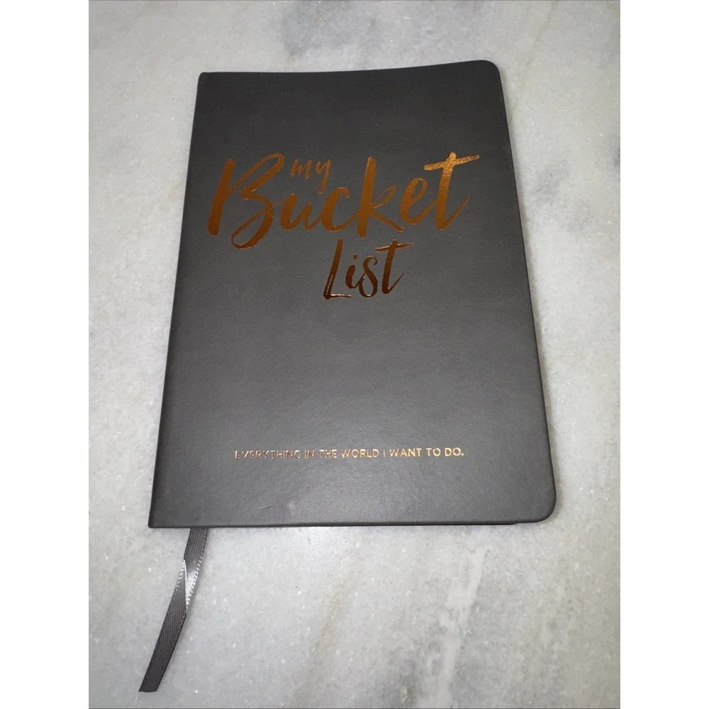 My bucket list journal Everything In The World I Want To‎ Do Book